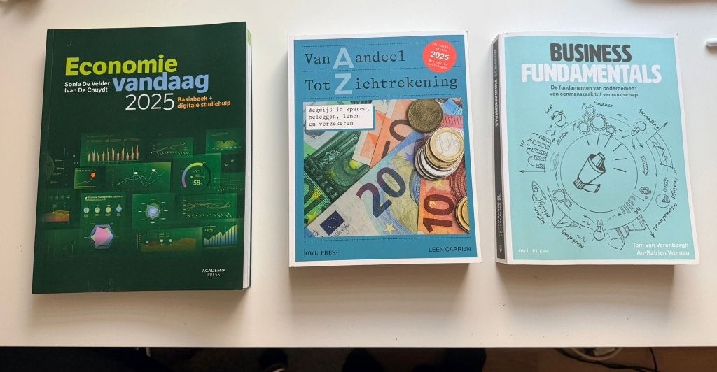 Boeken 1ste jaar Bachelor Bedrijfsmanagement Arteveldehs, Ophalen, Zo goed als nieuw, Overige niveaus, Overige vakken