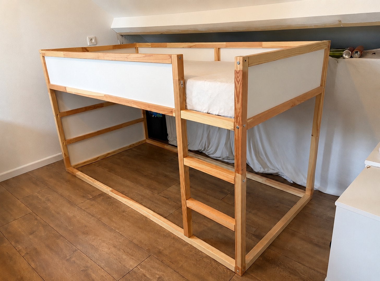 Ikea Kura 1 persoonsbed jongen meisje, Enfants & Bébés, Chambre d'enfant | Lits superposés & Lits mezzanines, Enlèvement, Comme neuf