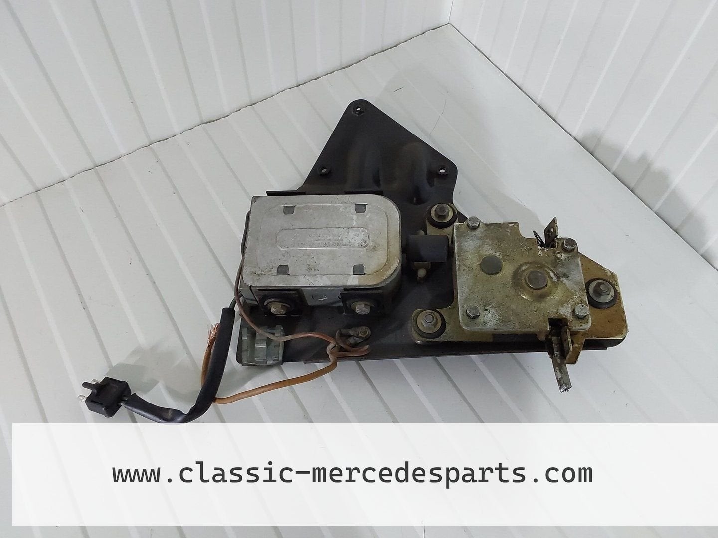 Schuifdak motor met mechanisme Mercedes W108 W109 S-klasse, Gebruikt, -, Ophalen of Verzenden, -