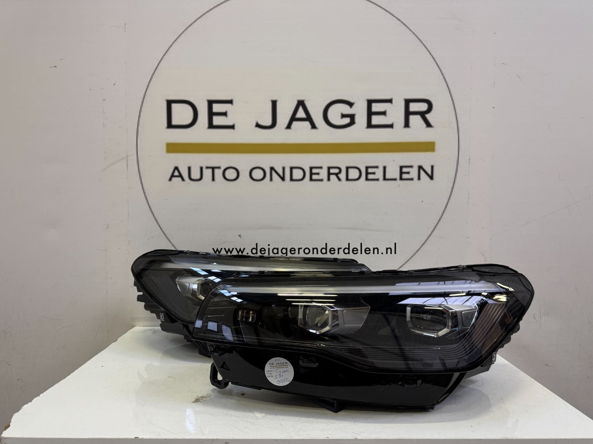 VW TIGUAN 571 VOL LED KOPLAMPEN 571941036C 571941035C COMPL., Volkswagen, Volkswagen AG, Vw@volkswagen.de, Utilisé