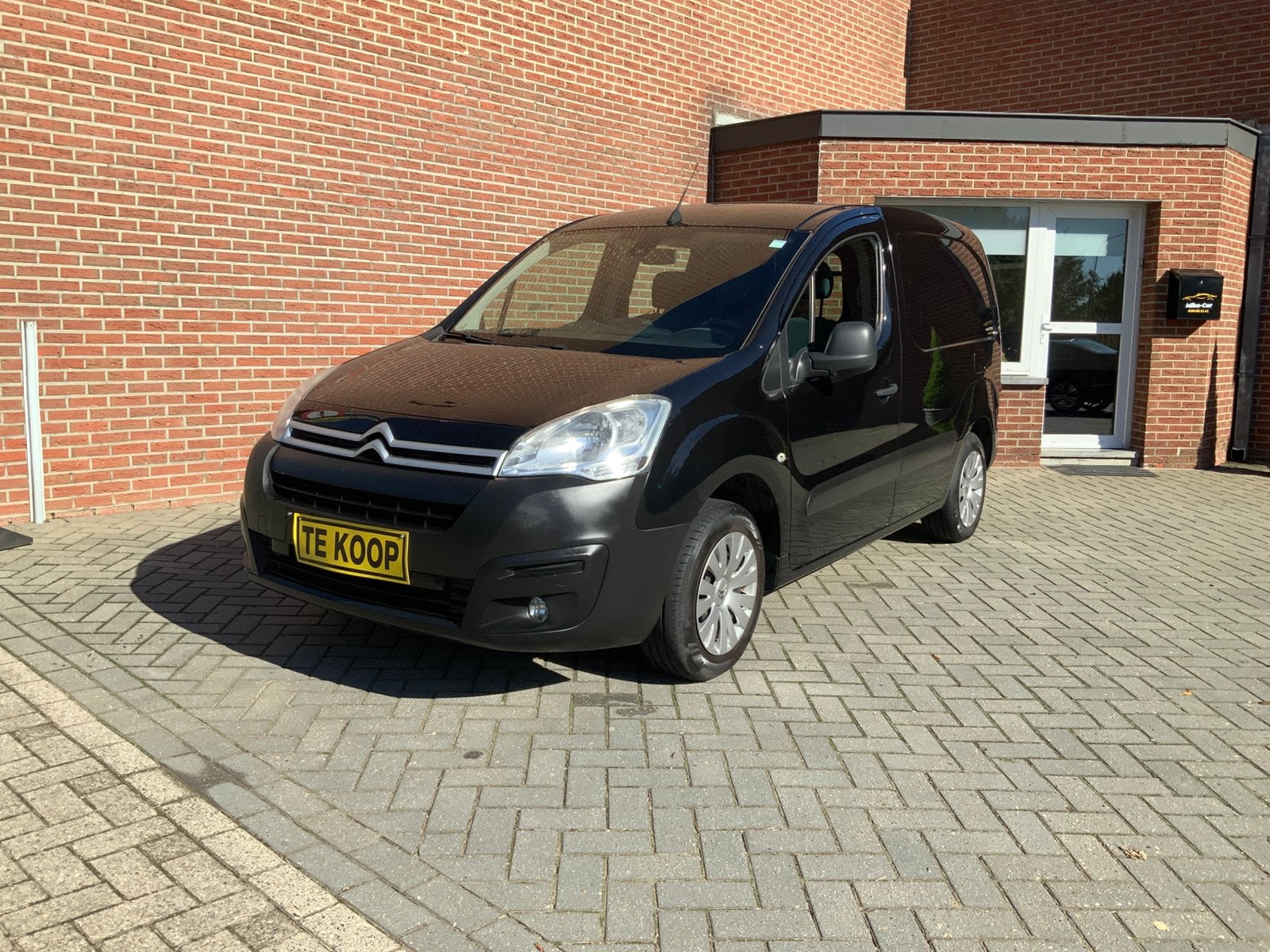 Citroën Berlingo 1.6 Hdi - Navigatie, airco,… 06/2016, Voorwielaandrijving, Euro 5, Stof, Parkeersensor