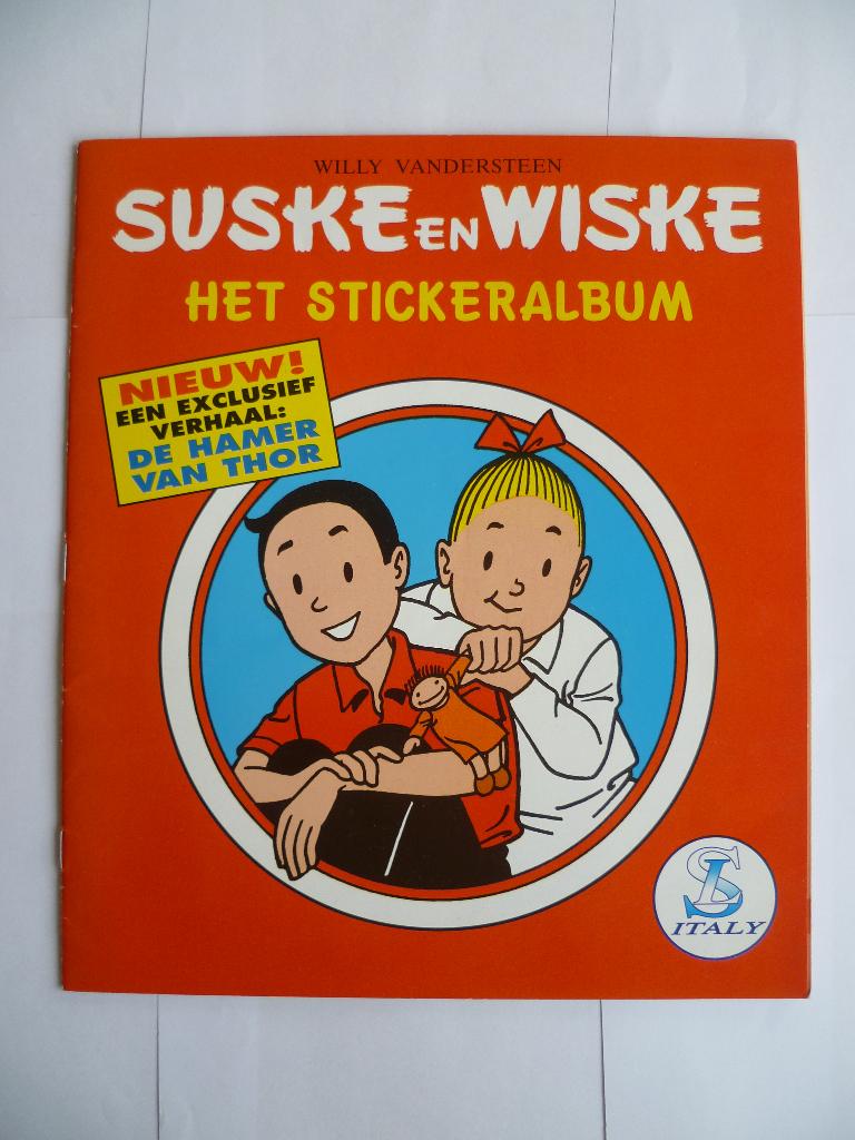 SUSKE EN WISKE"HET STICKERALBUM DE HAMER VAN THOR"UIT 1995, Willy Vandersteen, Eén stripboek, Ophalen of Verzenden, Zo goed als nieuw