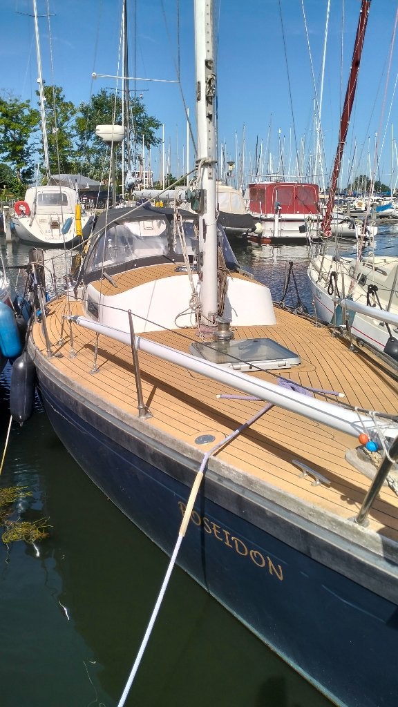 zeilboot, Watersport en Boten, Kajuitzeilboten en Zeiljachten, 9 m, Met afstandsbediening, Binnenboordmotor, 1.80 meter