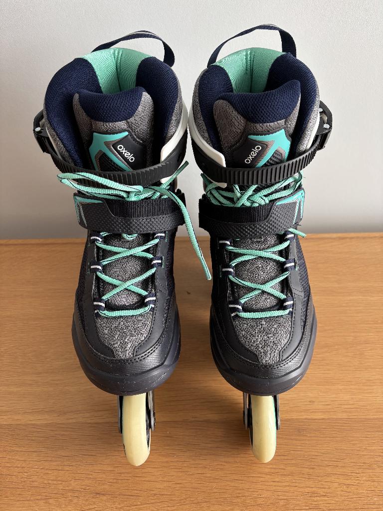Skeelers Oxelo Roller FIT 5 - maat 42, Sport en Fitness, Skeelers, Kinderen, Zo goed als nieuw, Inline skates 4 wielen, Ophalen