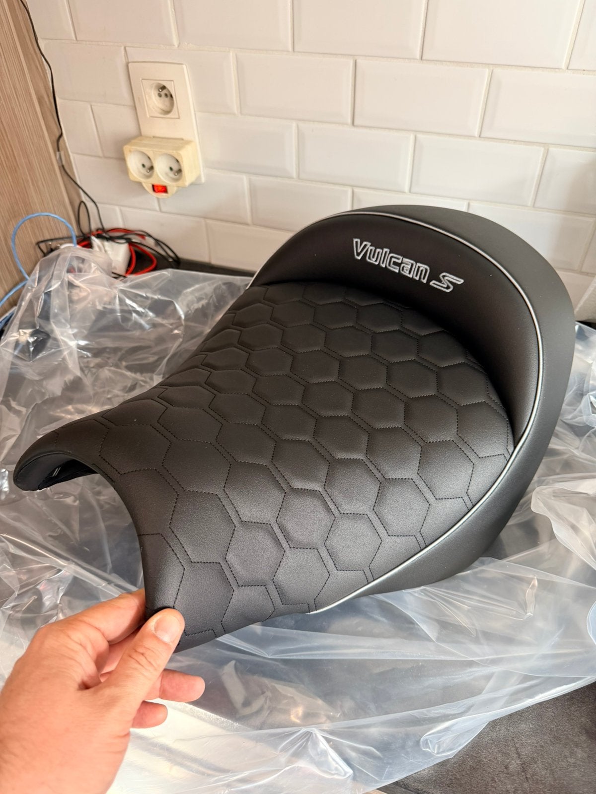 Gelzadel topsellerie Kawasaki Vulcan s 650, Motos, Enlèvement