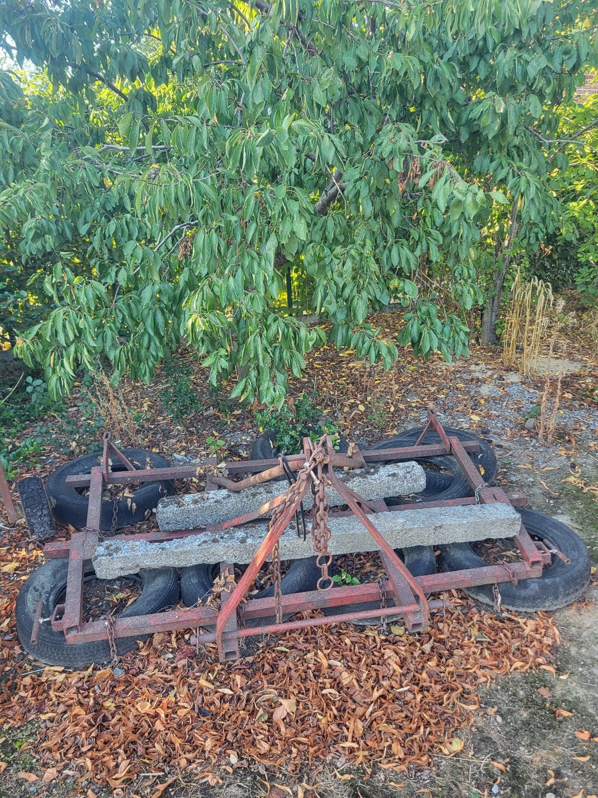 oude werktuigen breker, sleep en bak voor achter tractor 
Br, Ophalen