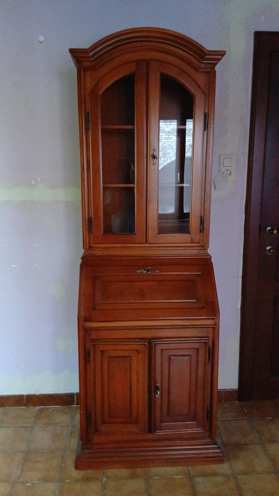 Kerselaren kast, Enlèvement, Comme neuf