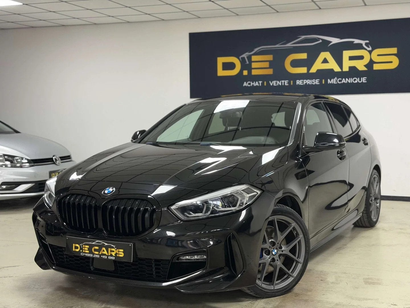 BMW 1 Serie 116 dAS Pack M *LED*NAVI*CARPLAY /GARANTIE 12MOI, Auto's, Automaat, 1 Reeks, 116 pk, Zwart