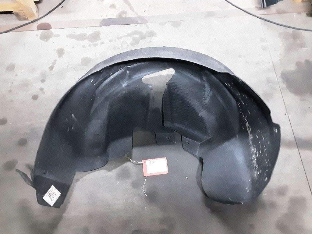 PARE BOUE ARRIERE GAUCHE Volkswagen Golf V 4Motion (1K1), Arrière, Volkswagen, Garde-boue, Mevr. I. Hauben