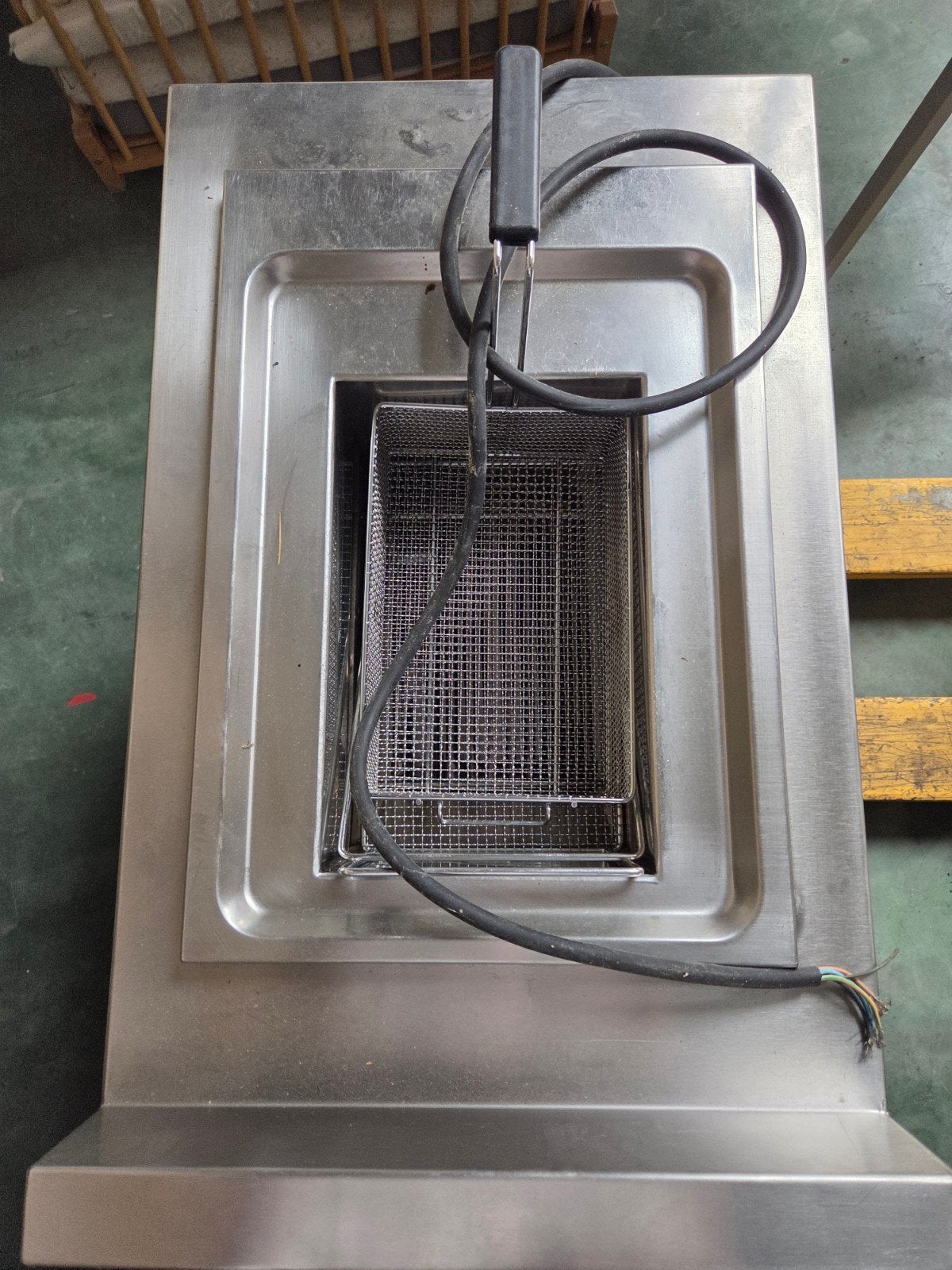 Horeca friteuse elektrisch, Huis en Inrichting, Barkrukken, Ophalen, Zo goed als nieuw, Metaal, 60 tot 90 cm