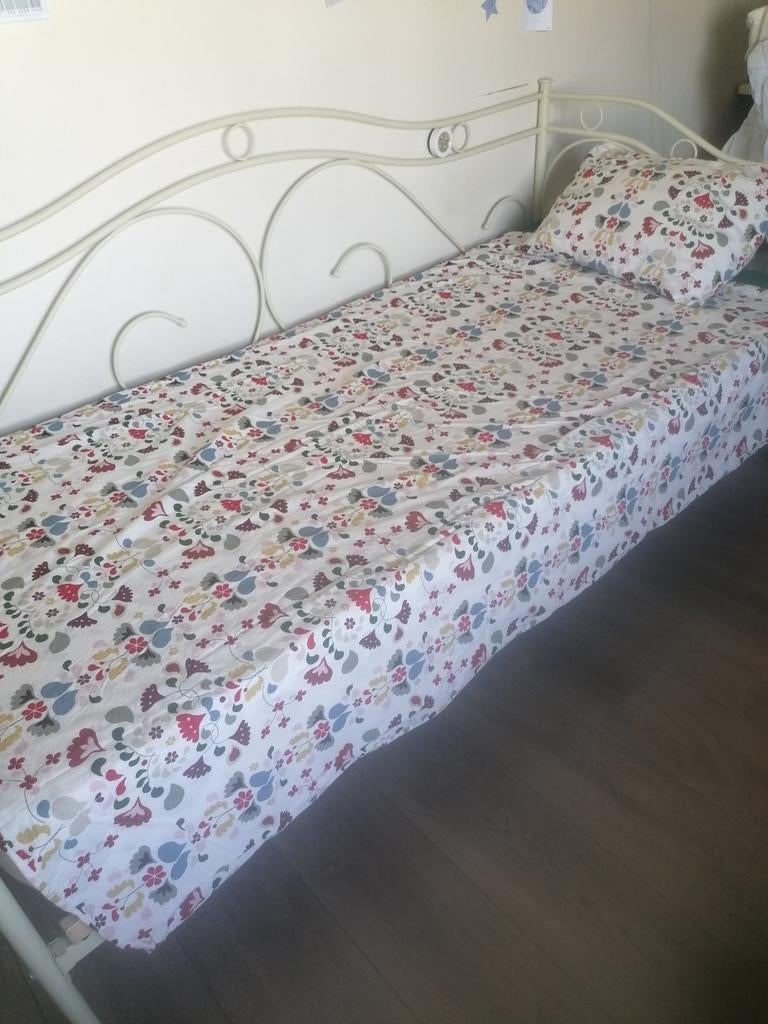 Mooi metalen bed, Kinderen en Baby's, Ophalen