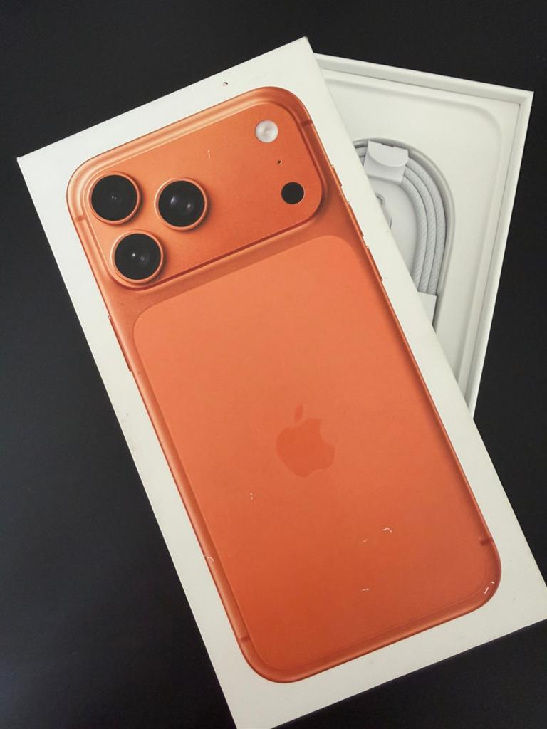 Iphone 17 Pro Max 256Gb Cosmic Orange, Télécoms, Téléphonie mobile | Apple iPhone, 256 GB, Autres modèles, Comme neuf, Enlèvement