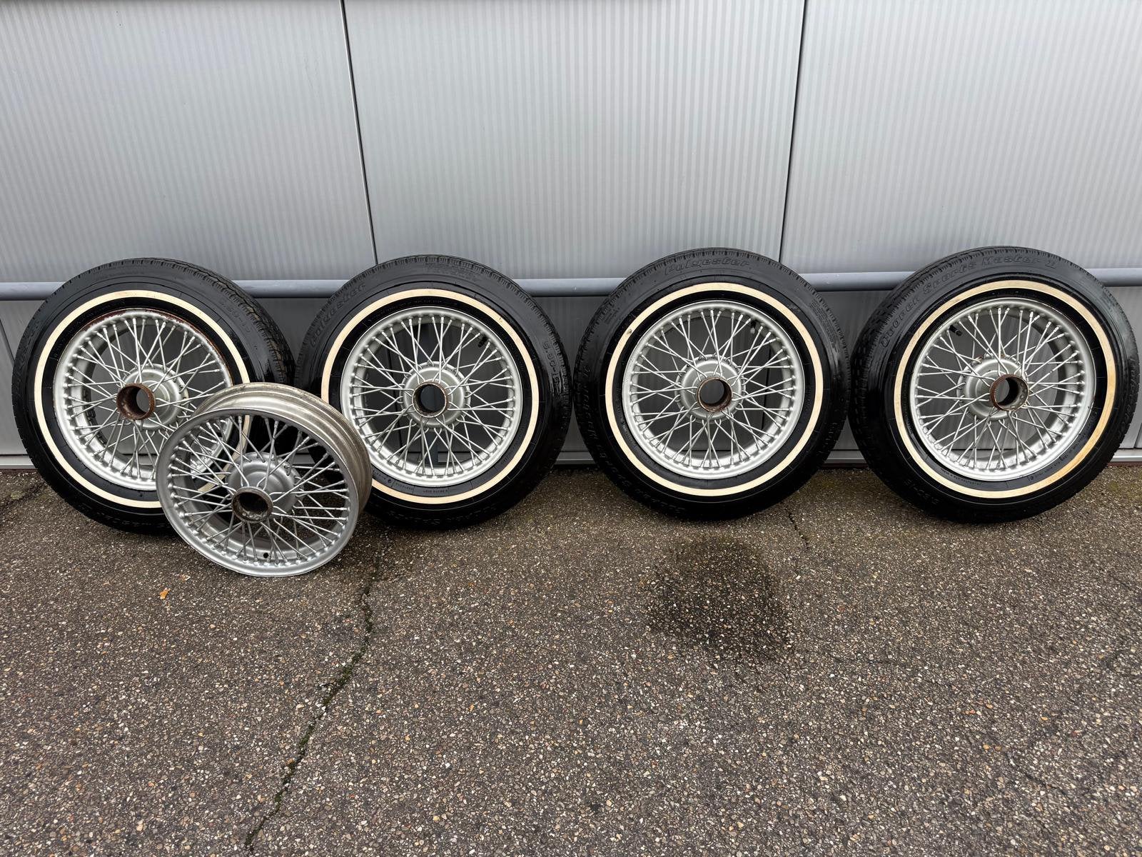Banden op velg voor MG oldtimer, Auto-onderdelen, Banden en Velgen, Ophalen, Band(en)