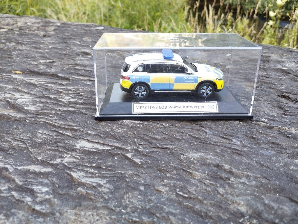 Dacia Duster Police  Belge 1/18, Enlèvement ou Envoi, Neuf, Voiture, Solido