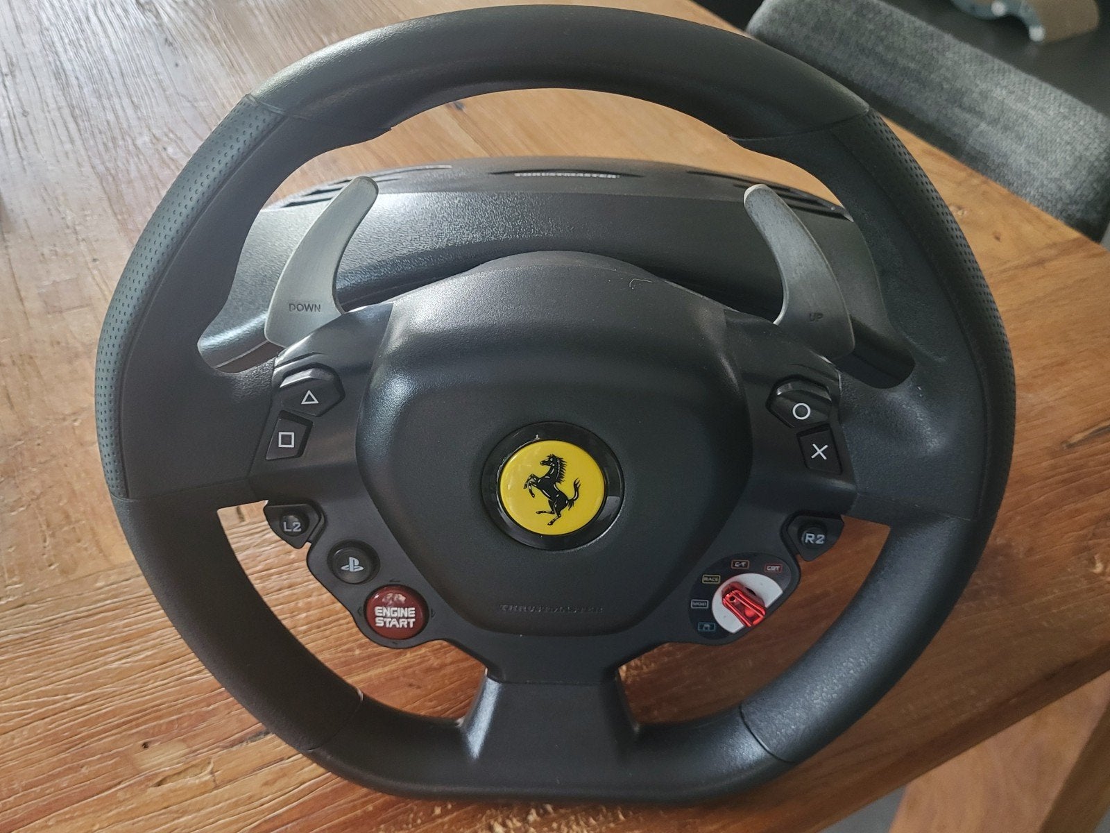 Thrustmaster T80 Édition Ferrari GTB !, Enlèvement, Comme neuf, PlayStation 4