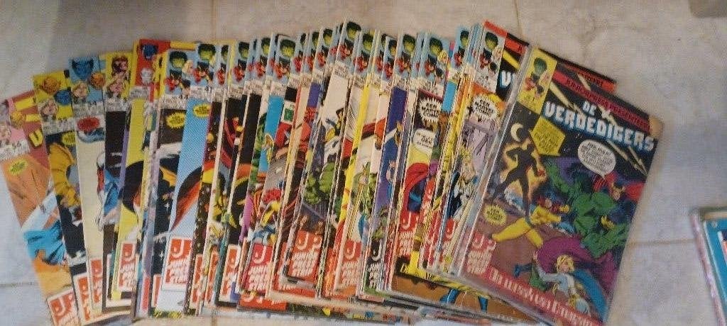 De verdedigers complete reeks (nrs 1 tot 56) goede staat, Gelezen, Amerika, Ophalen of Verzenden, Complete serie of reeks