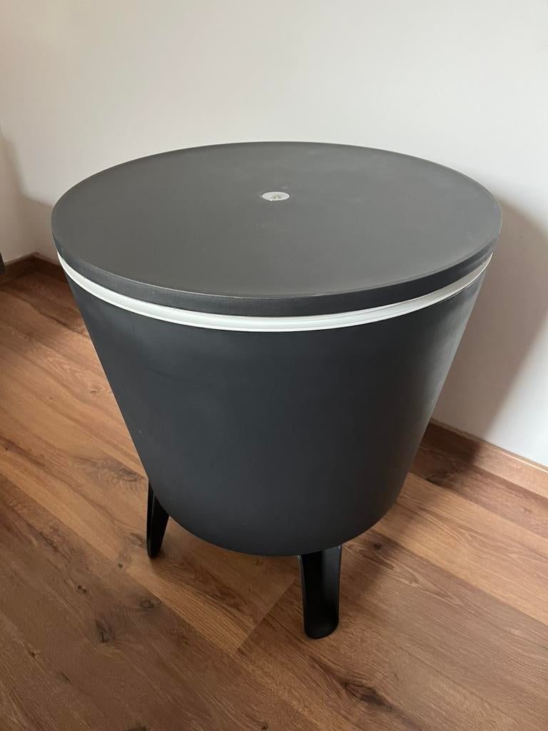 Keter Coolbar Partytafel, Tuin en Terras, Picknicktafels, Zo goed als nieuw, Ophalen