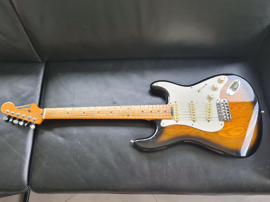 Blade Texas Vintage 57 Handmade in Japan, Muziek en Instrumenten, Snaarinstrumenten | Gitaren | Elektrisch, Ophalen, Gebruikt