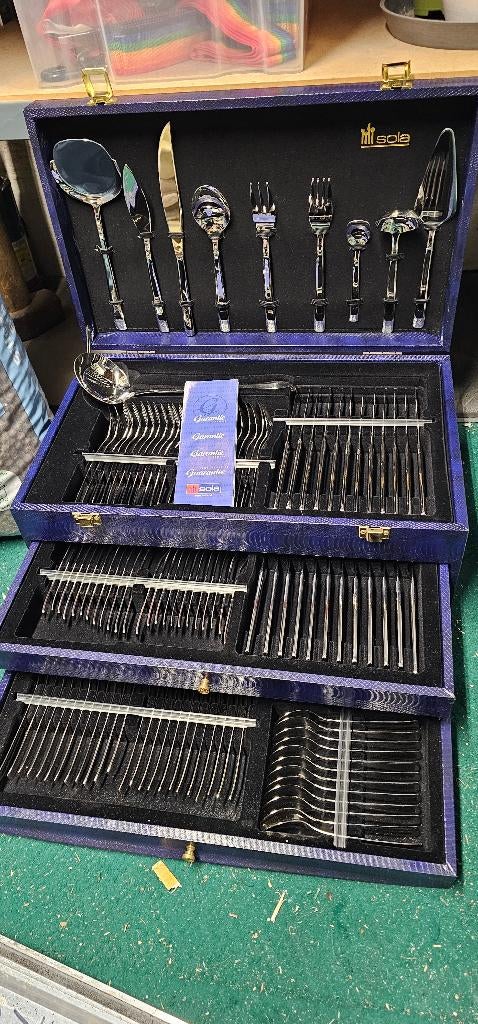 Bestekkoffer sola 130 delig, Ophalen, Zo goed als nieuw, Bestekset, Inox of Chroom