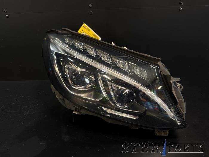 Phare droit d'un Mercedes C-Klasse, Autos : Pièces & Accessoires, 3 mois de garantie, Utilisé, -, -