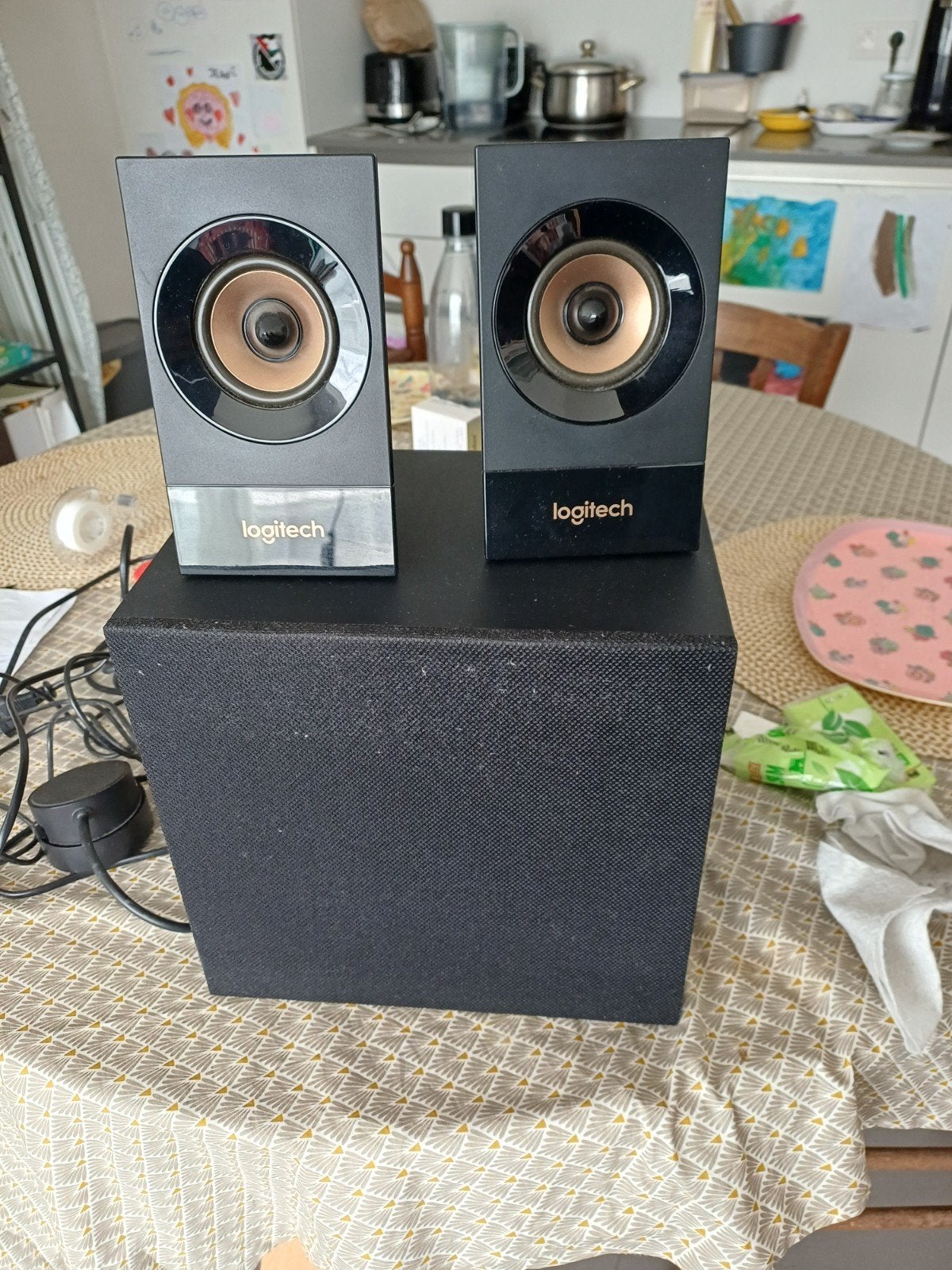 Ensemble audio Logitech avec Bluetooth – 30 € €, Bluetooth, Enlèvement, Logitech