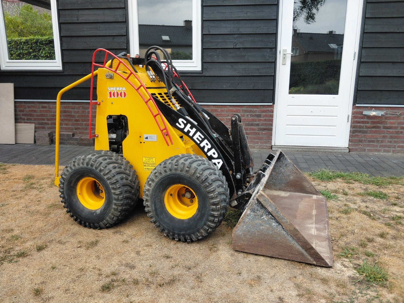 Sherpa 100 / Skidsrer / Giant / Honda / Shovel / Loader, Enlèvement