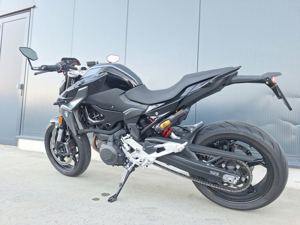 F 900 R - PREMIUM SELECTION, Motoren, Bedrijf, Meer dan 35 kW, Naked bike, 2 cilinders
