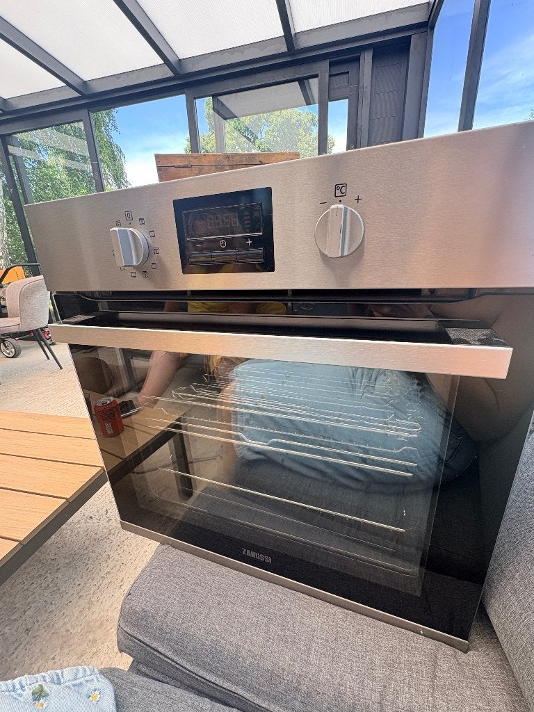 Zanussi multifunctionele inbouwoven – Zo goed als nieuw, Electroménager, Fours, Comme neuf, Enlèvement, Four, Encastré