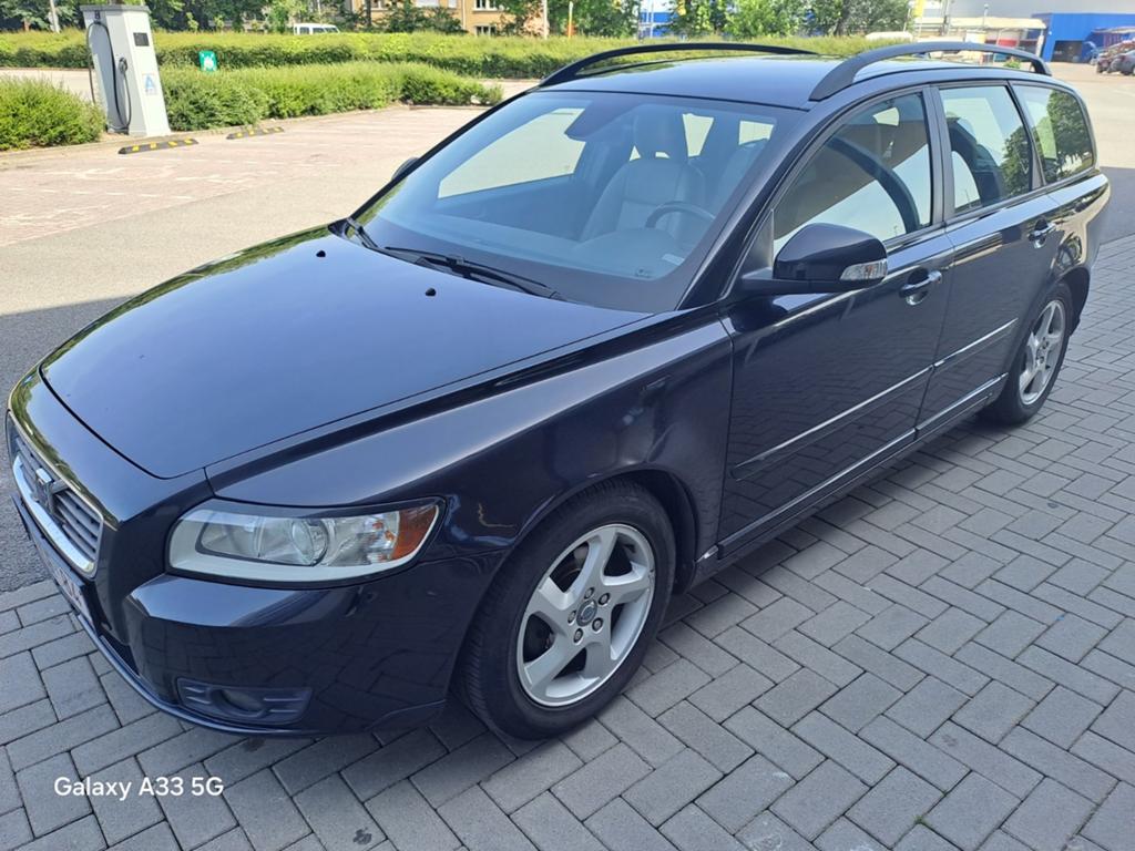 VOLVO V50, 1.6 D,  BREAK, BWJ 2010, EURO 5, AIRCO,, Auto's, Euro 5, Zwart, Zwart, Break
