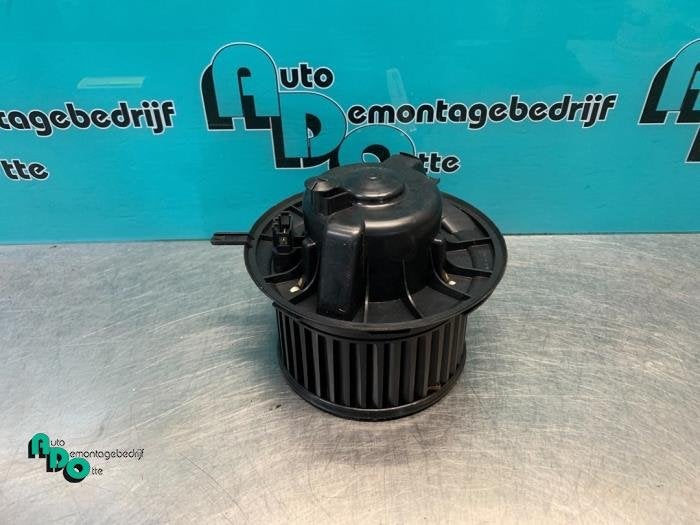 Moteur de ventilation chauffage d'un Volkswagen Caddy (Caddy, Volkswagen, -, 3 mois de garantie, Utilisé
