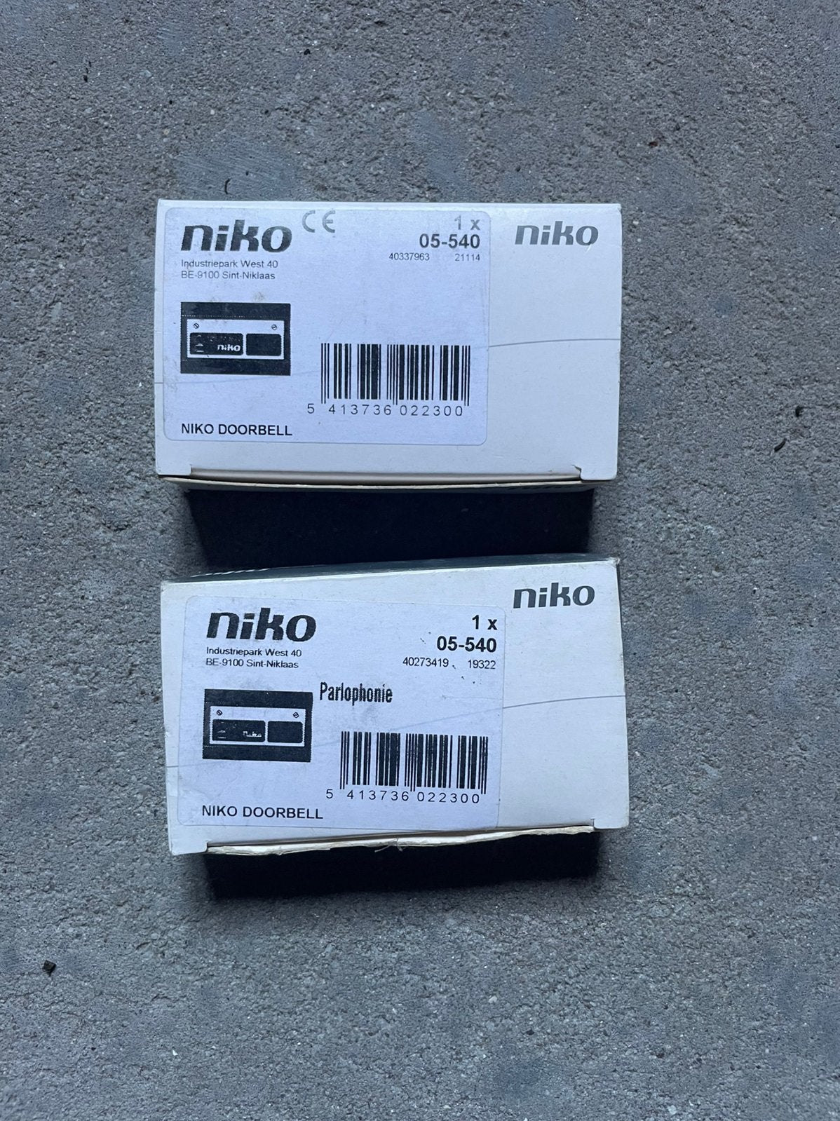 Niko deurbel, Enlèvement, Neuf