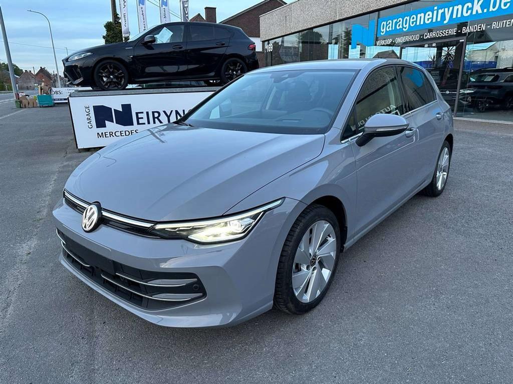Volkswagen Golf 1.5 eTSI Style DSG | Camera | Keyless | Best, Auto's, 1373 kg, 4 cilinders, Alcantara, Bedrijf