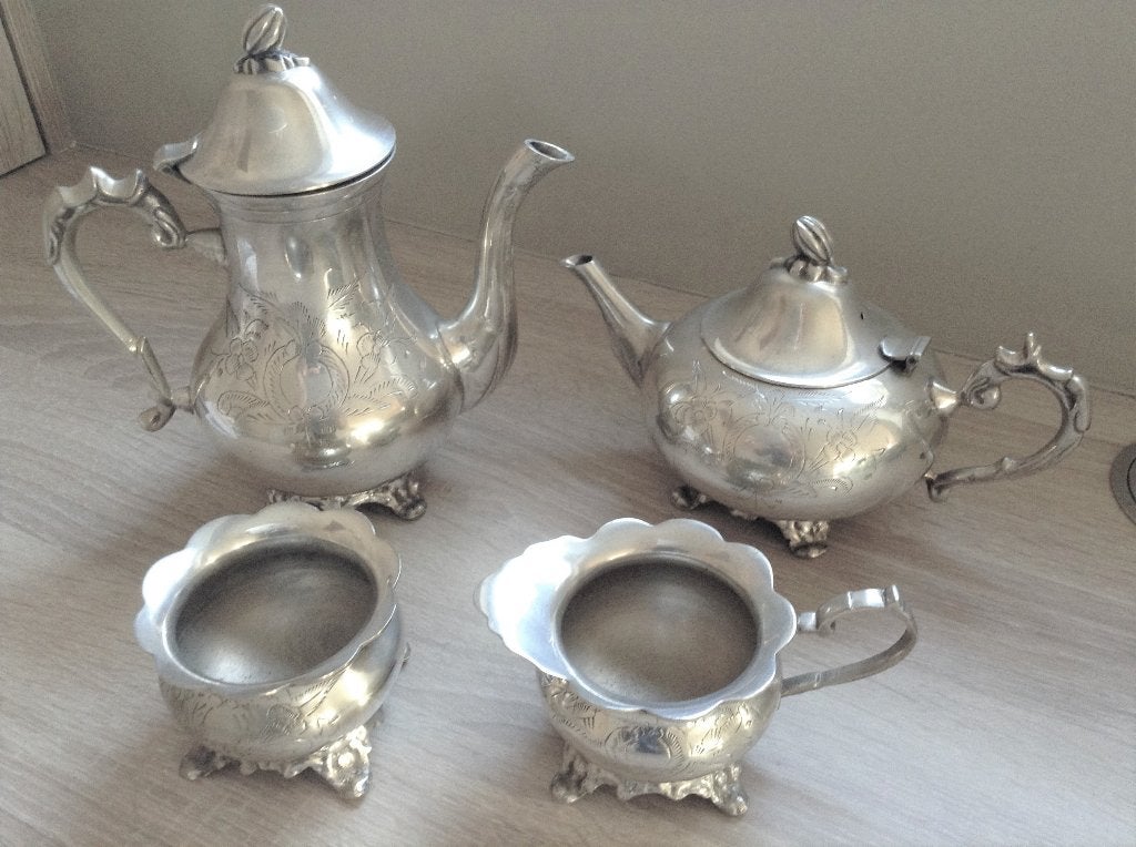 Verzilverd koffie-en theeservies, Antiek en Kunst, Antiek | Servies compleet, Ophalen of Verzenden