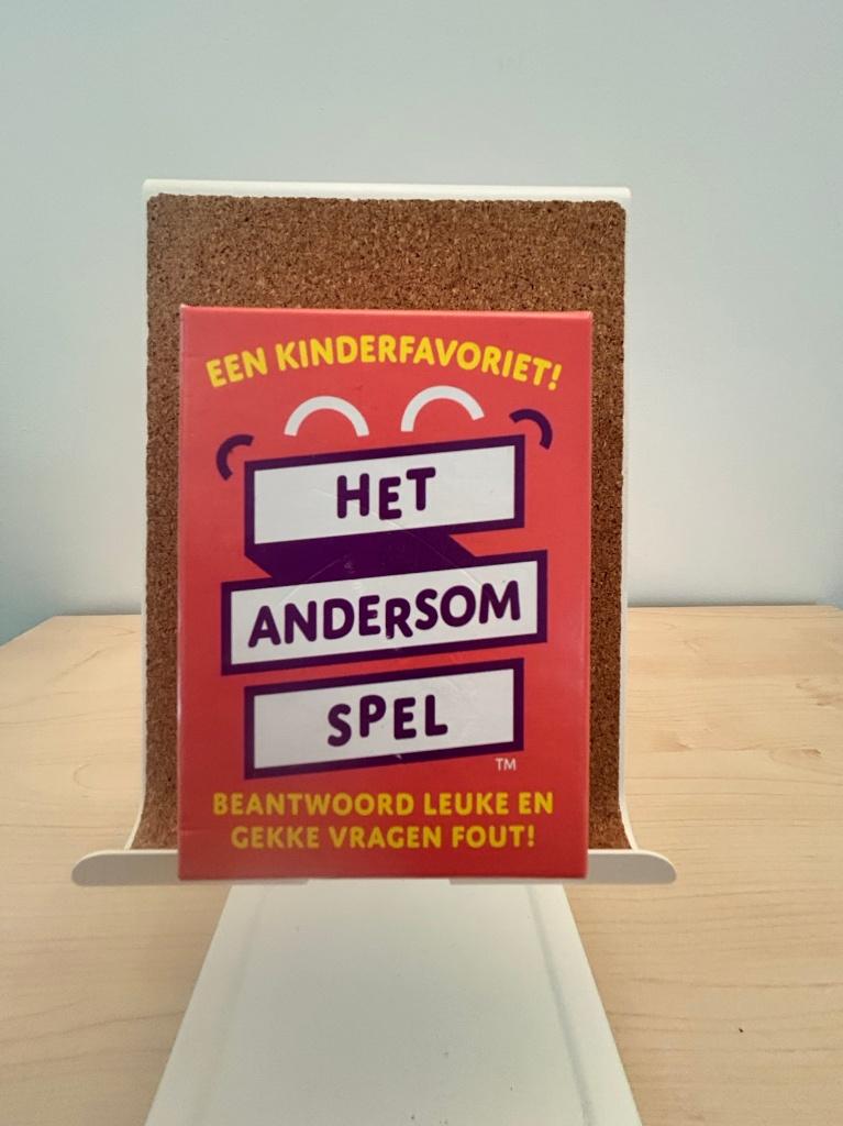 Het andersom spel (kaartspel met vragen), Kinderen en Baby's, Ophalen of Verzenden, Zo goed als nieuw