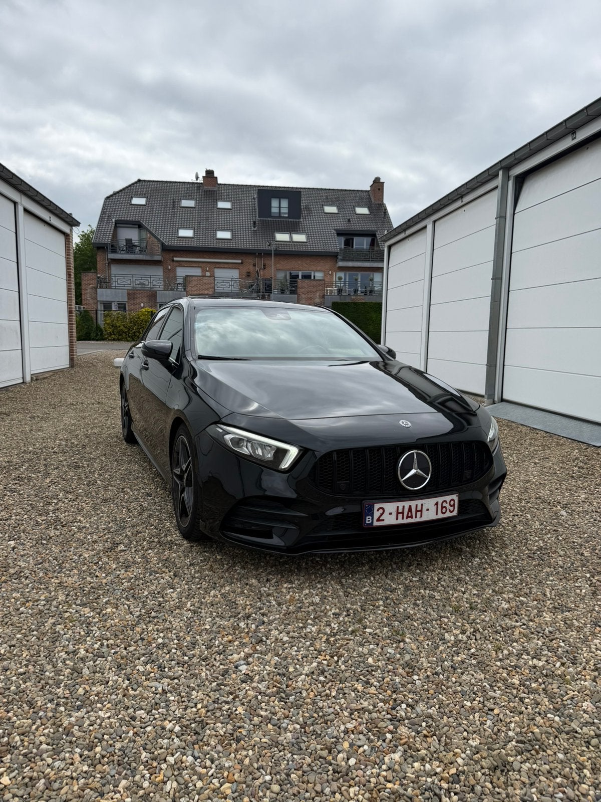 Mercedes-Benz A180d 2020 AMG-Line, Auto's, Voorwielaandrijving, Zwart, 5 deurs, Te koop