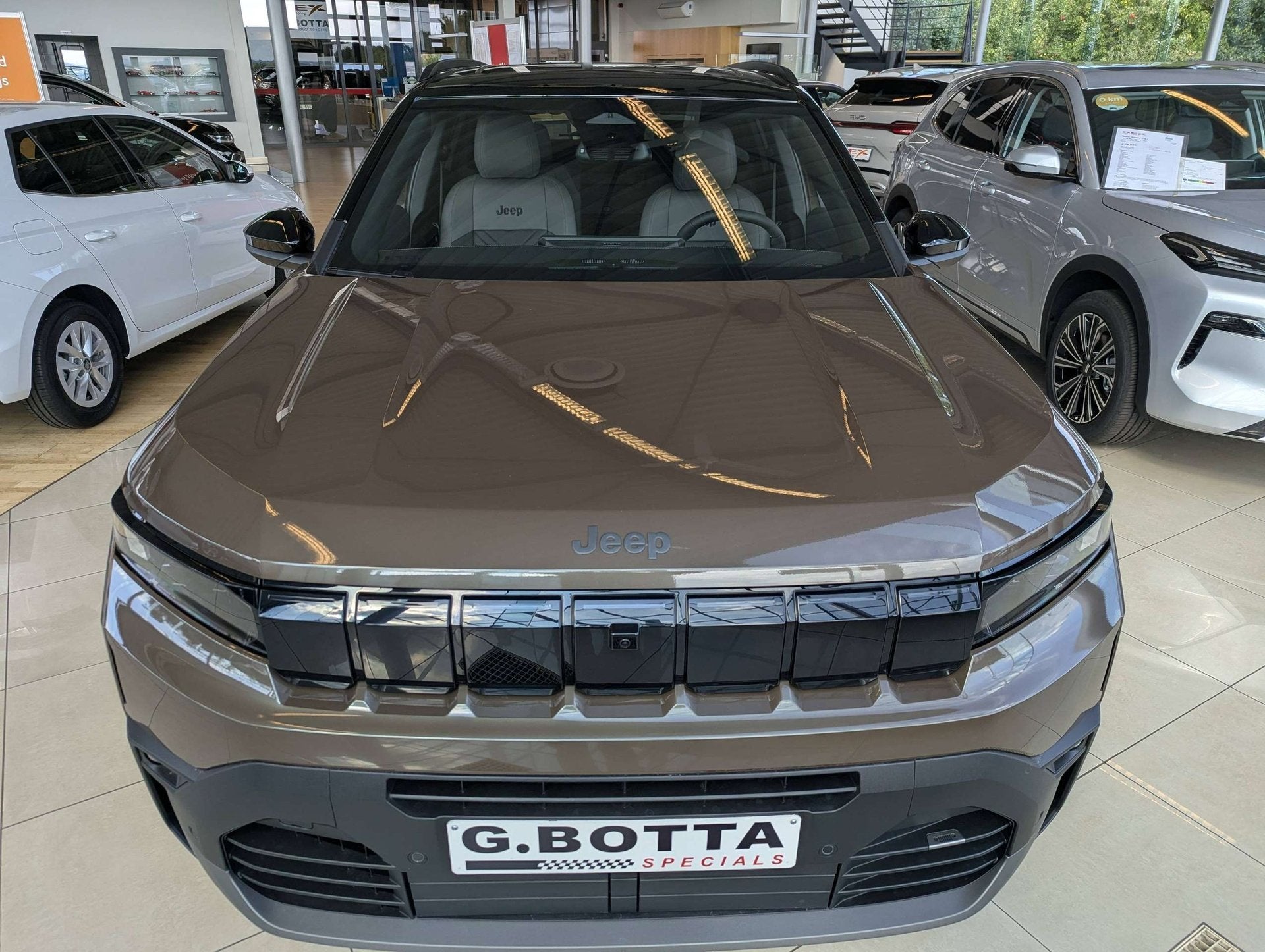 Jeep Compass 1.2 Turbo e-Hybrid First Edition DCT First Edit, Auto's, Automaat, Dealer onderhouden, Gebruikt, 1199 cc