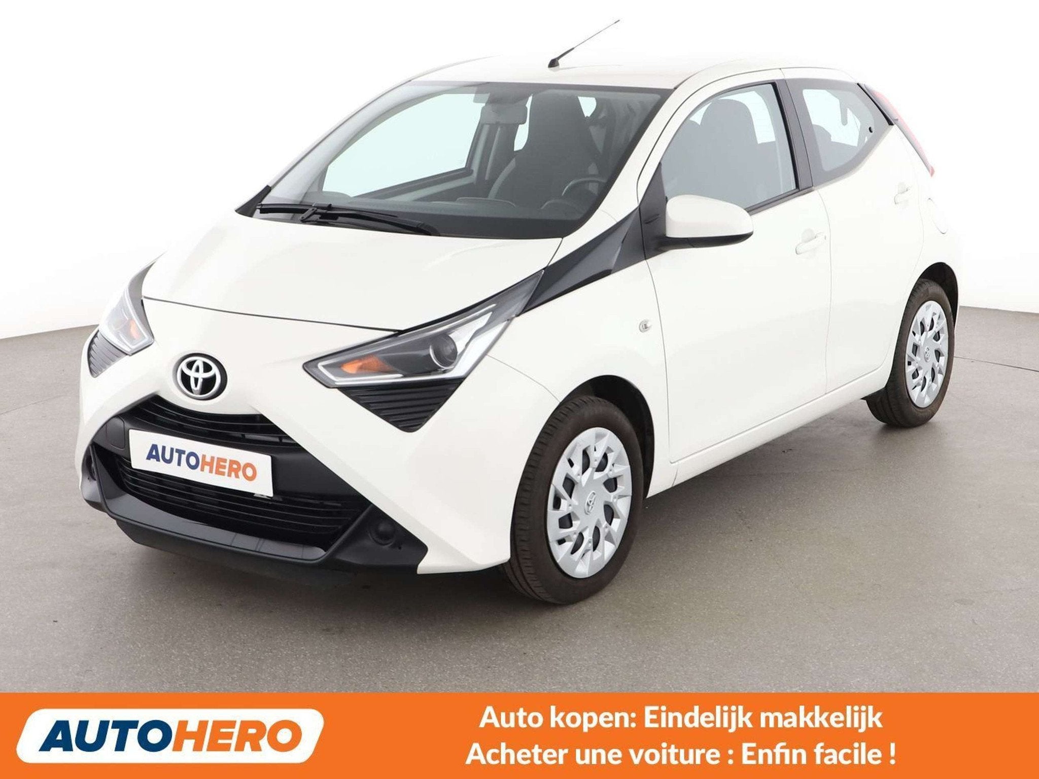 Toyota Aygo 1.0 VVT-i X-Play (bj 2020), Auto's, Toyota, Voorwielaandrijving, 4 zetels, Stof, Gebruikt