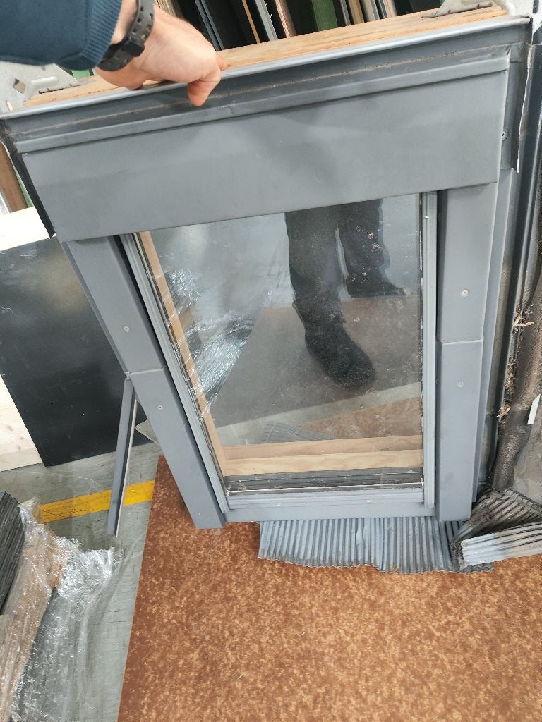 Velux GGL C02 3059 dakraam, Ophalen, Dakraam