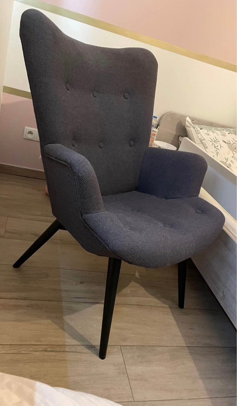 Donkergrijze Fauteuille met zwarte poten, Ophalen, Gebruikt