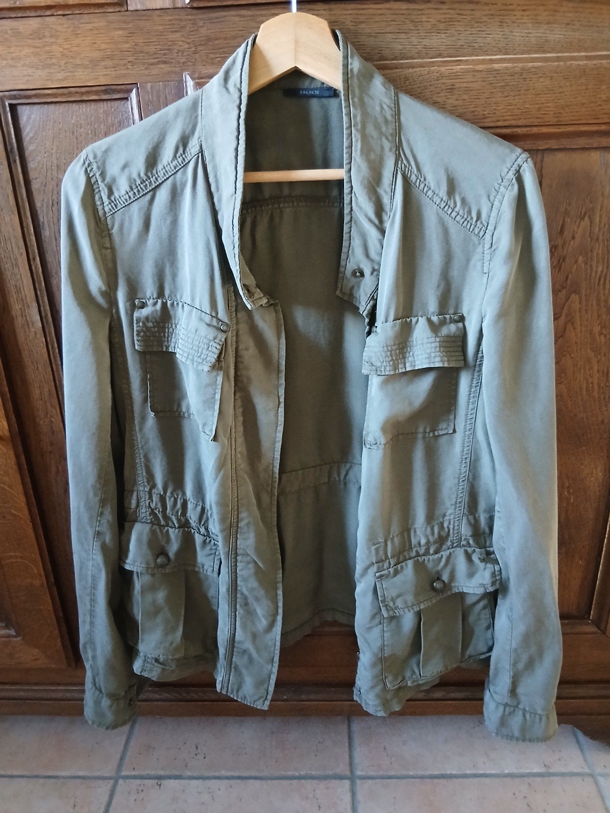 veste IKKS de couleur kaki taille 40, Kleding | Dames, IKKS, Ophalen, Gedragen