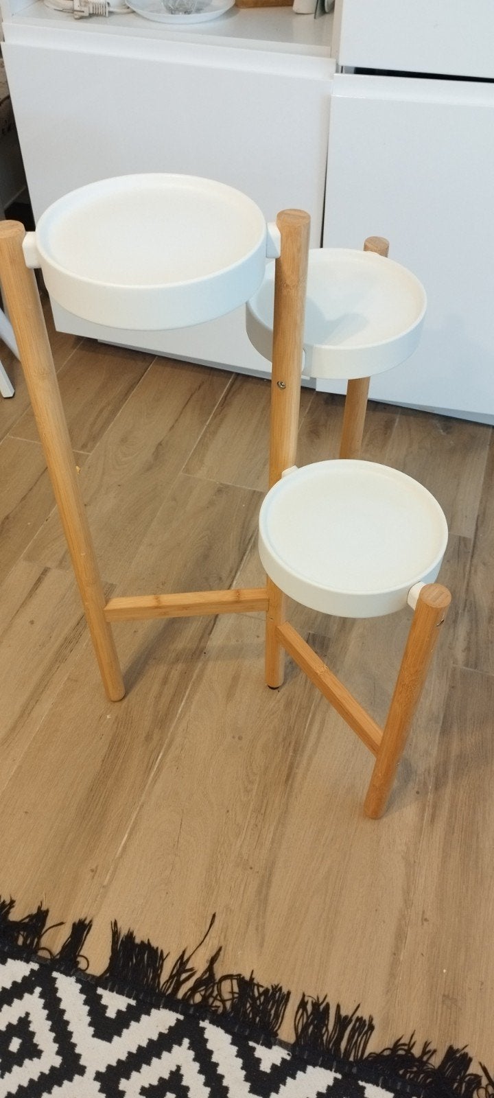 Plantenstandaard Ikea, Ophalen