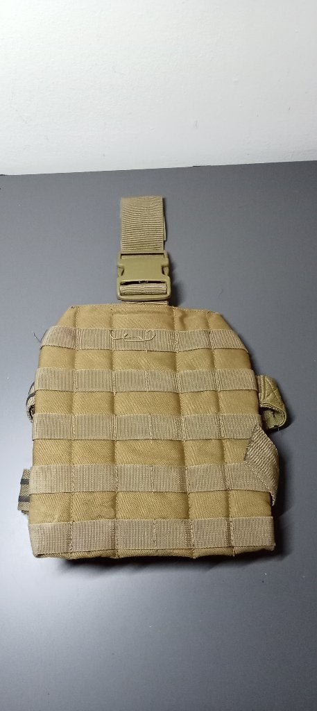 Leg panel molle camo tan airsoft, Ophalen of Verzenden, Zo goed als nieuw