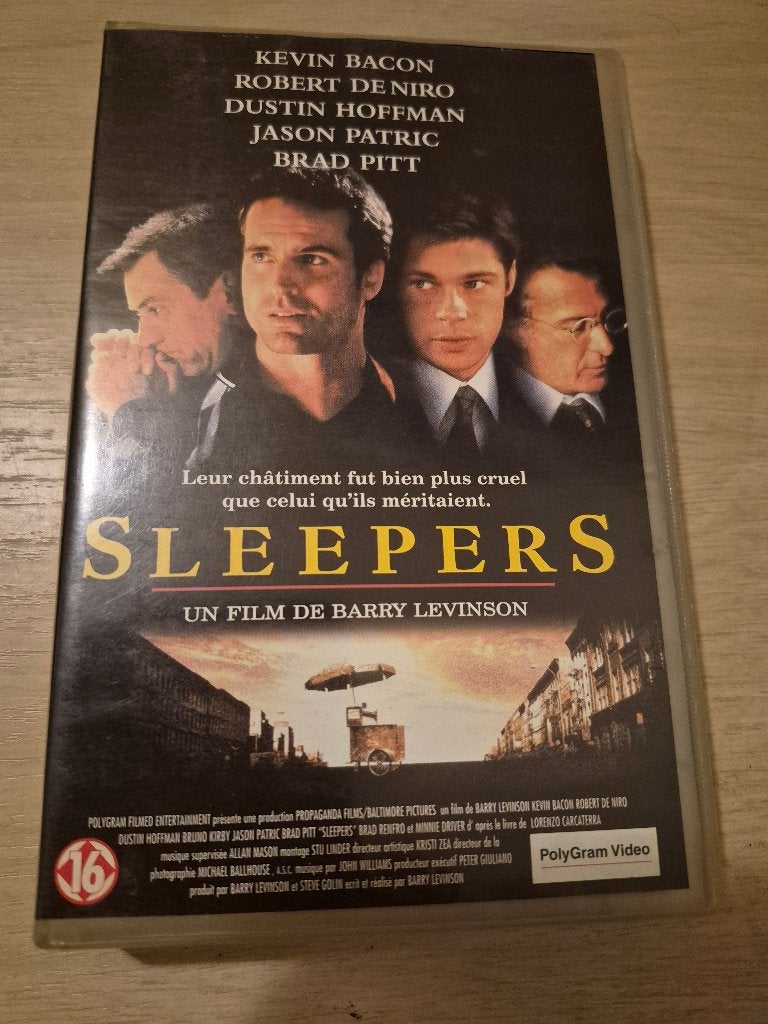 K7 VHS sleepers, Cd's en Dvd's, Drama, Ophalen of Verzenden, Zo goed als nieuw, Frans