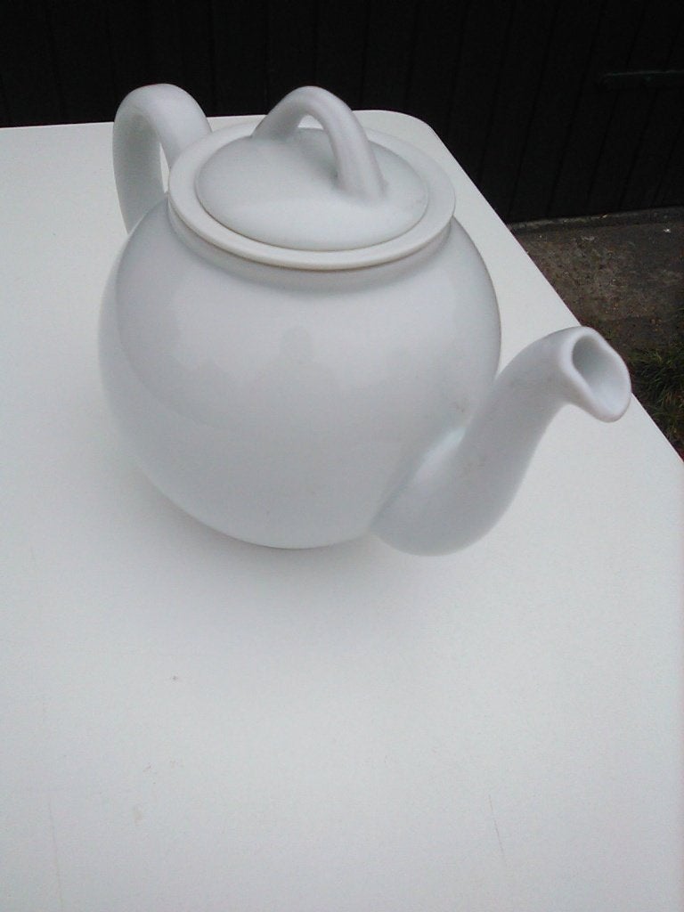 Theepot Porselein Pillivuyt AFHALING LEES BESCHRIJVING, Huis en Inrichting, Keuken | Servies, Ophalen, Overige merken, Zo goed als nieuw