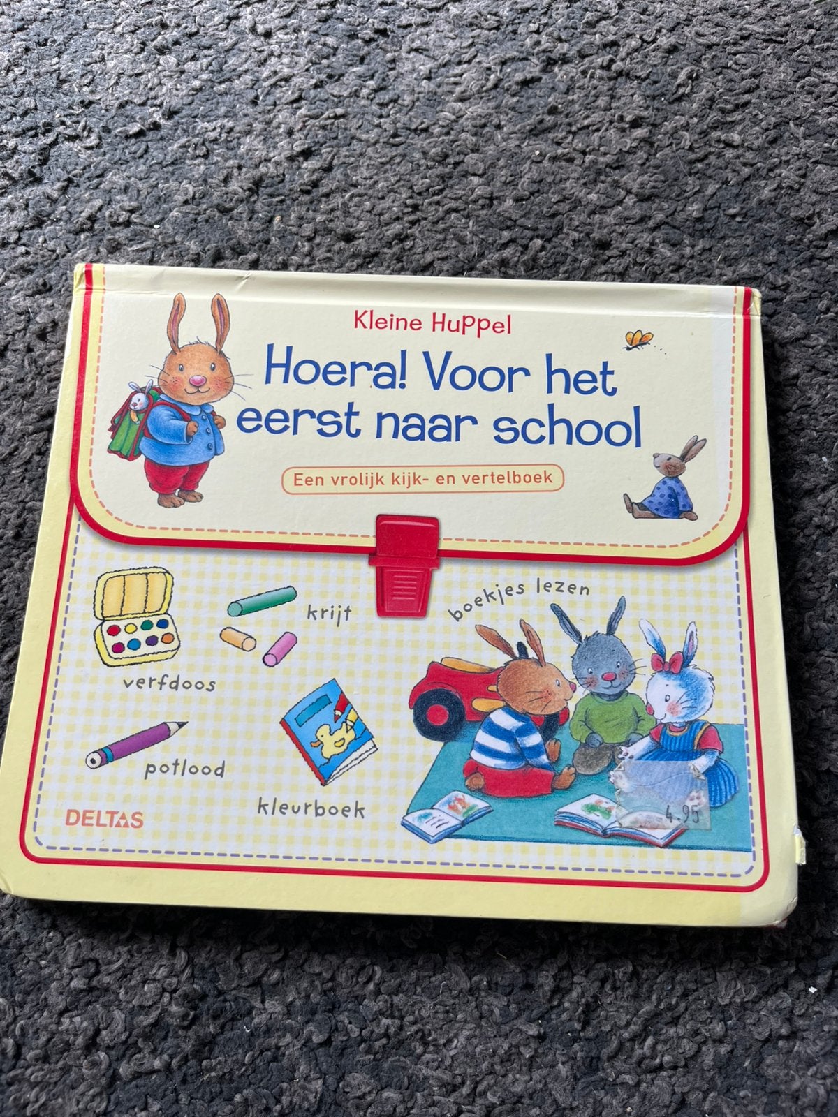 Titel: Kleine Huppel – Hoera! Voor het eerst naar school, Boeken, Ophalen, Gelezen