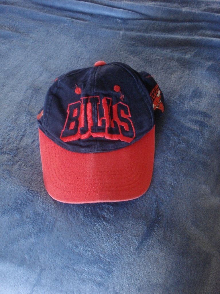 Chicago Bulls pet, Sport en Fitness, Ophalen of Verzenden, Gebruikt, Kleding