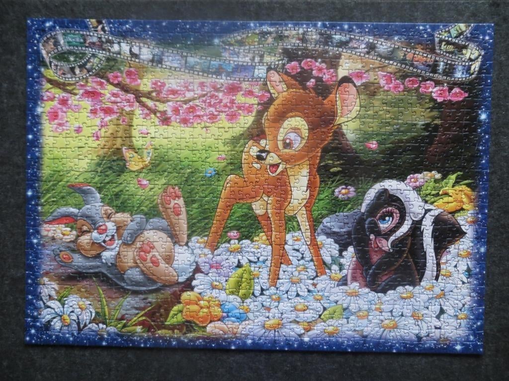 Puzzle 1000 pièces Disney Bambi, Enlèvement ou Envoi, 500 à 1500 pièces, Comme neuf, Puzzle