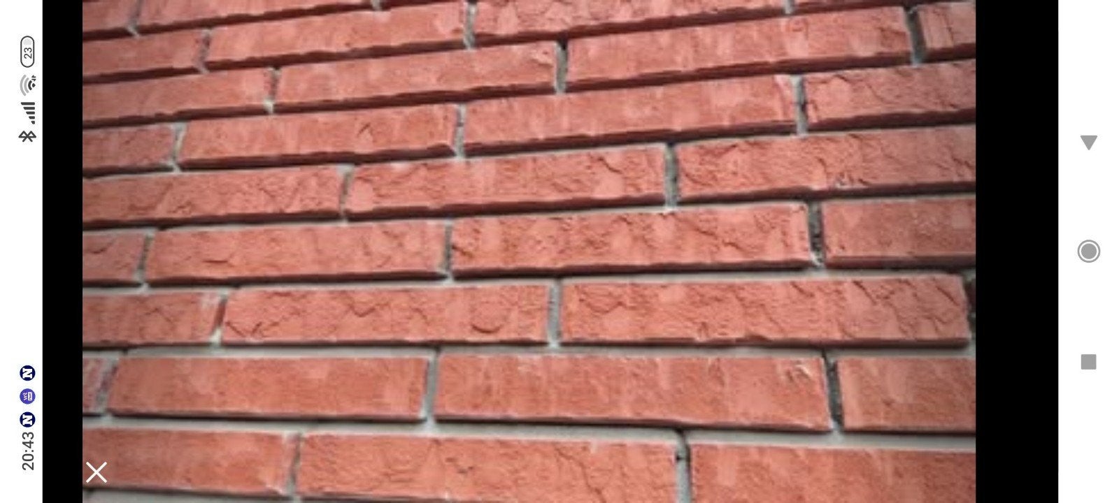 330 nieuwe rode bakstenen, Enlèvement, Briques