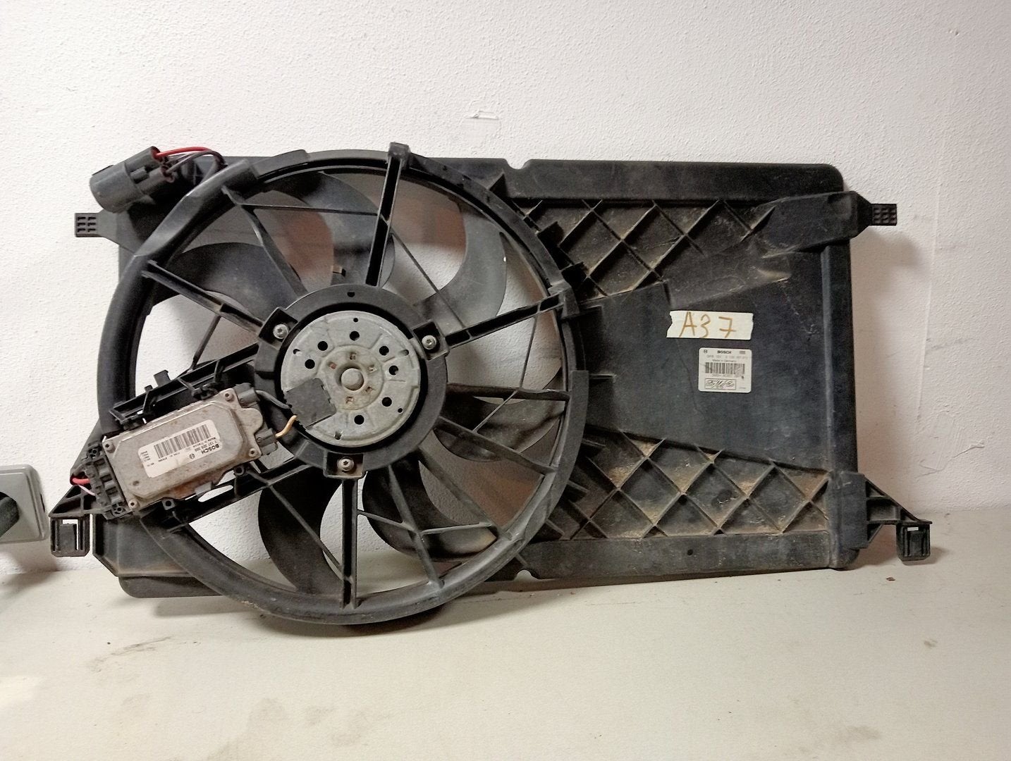 Koelvin  van een Ford C-Max uit 2007, -, -, -, Enlèvement ou Envoi