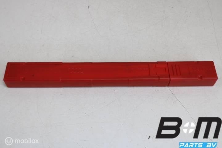 Gevarendriehoek VW Passat B8 1T0860250A, Gebruikt
